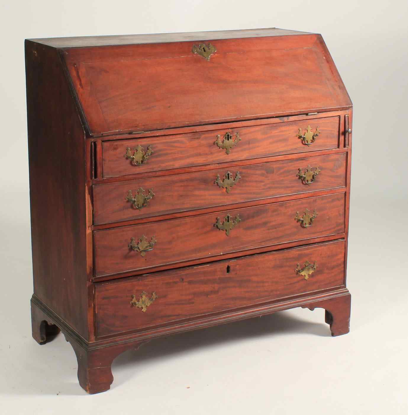 Appraisal: ANTIQUE AMERICAN CHIPPENDALE SLANT-LID DESKCirca In mahogany Fitted interior with