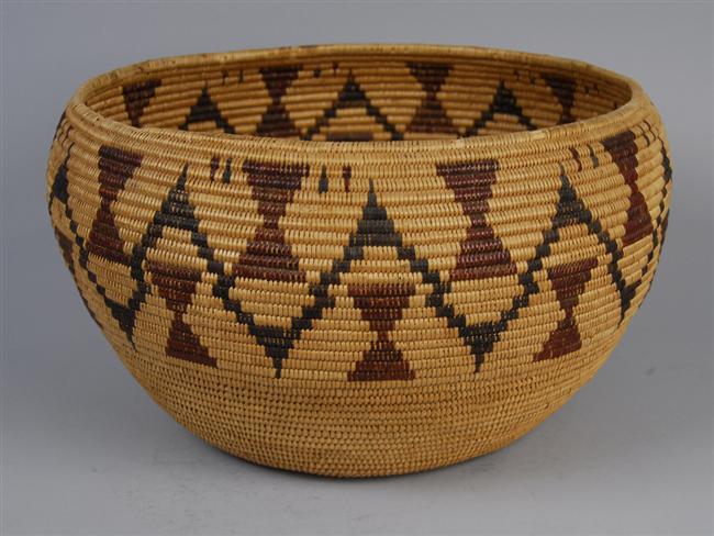 Appraisal: NATIVE AMERICAN WASHOE COILED BASKET diameter inches height inches Provenance