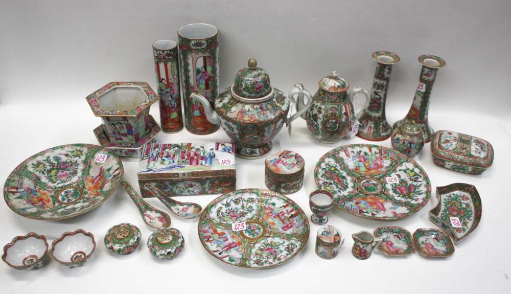 Appraisal: ASSORTED CHINESE EXPORT AND OTHER PORCELAIN TABLEWARE ITEMS pieces includes