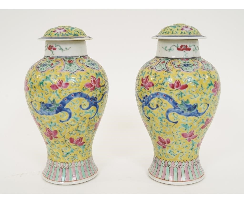 Appraisal: Pair of Chinese porcelain urns with covers lids probably th