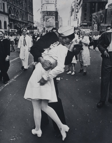 Appraisal: EISENSTAEDT ALFRED - V J Day Kiss Times Square New