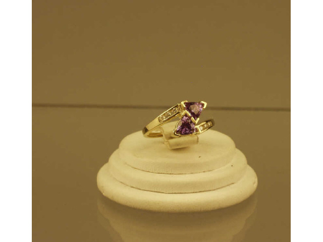 Appraisal: Nice ladies karat yellow gold created alexandrite and diamond ring