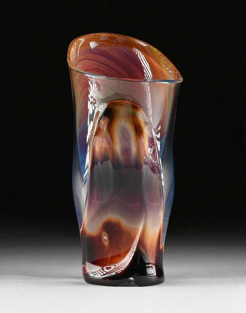 Appraisal: DINO ROSIN Italian b A MURANO ART GLASS VASE Calcedonia