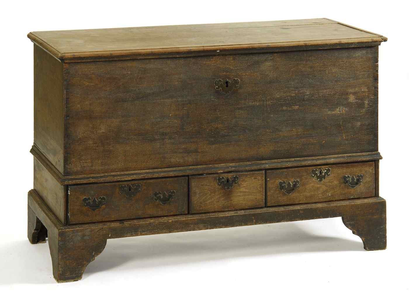 Appraisal: ANTIQUE AMERICAN LIFT-TOP BLANKET CHEST th CenturyIn bleached walnut Till