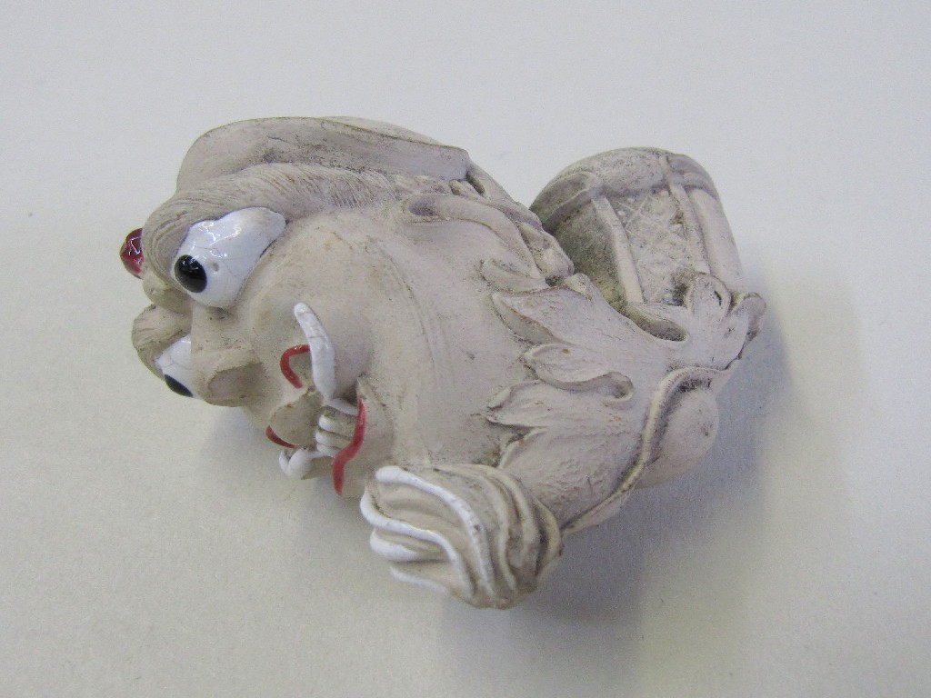 Appraisal: Oriental style clay pipe bowl