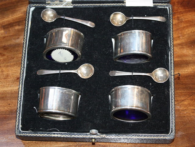 Appraisal: A SET OF FOUR OVAL SILVER SALTS of plain form