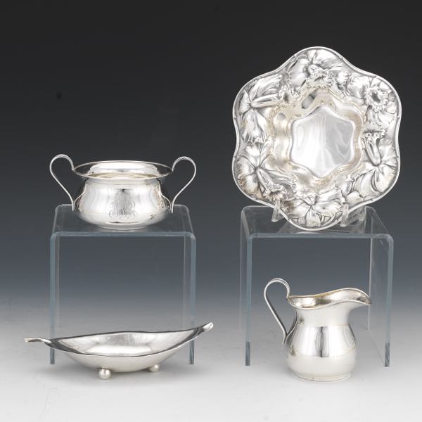 Appraisal: STERLING SILVER TABLE ITEMS Four sterling silver table items including