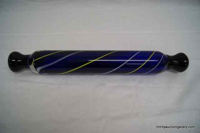 Appraisal: Cobalt Blue Swirl Art Glass Rolling PinFrom the estate is