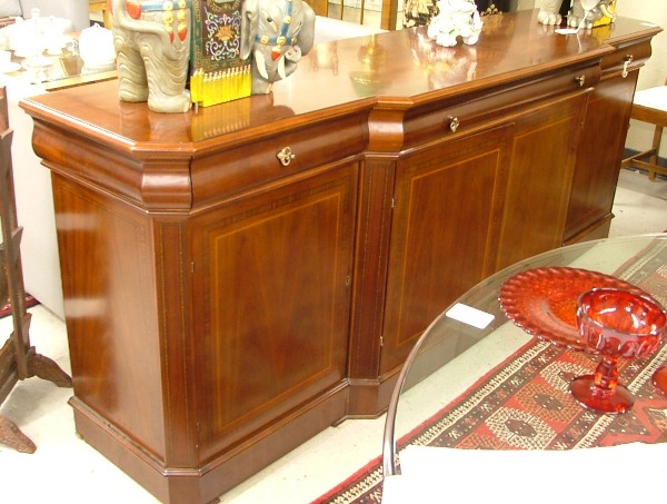 Appraisal: FEDERAL STYLE MAHOGANY BREAKFRONT BUFFET having three ogee-form drawers over