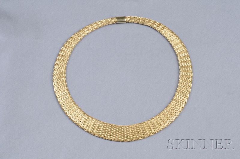 Appraisal: kt Gold Necklace of basketweave links dwt lg in