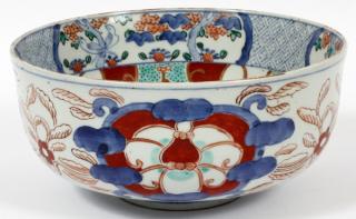 Appraisal: JAPANESE IMARI PORCELAIN BOWL C JAPANESE IMARI PORCELAIN BOWL C