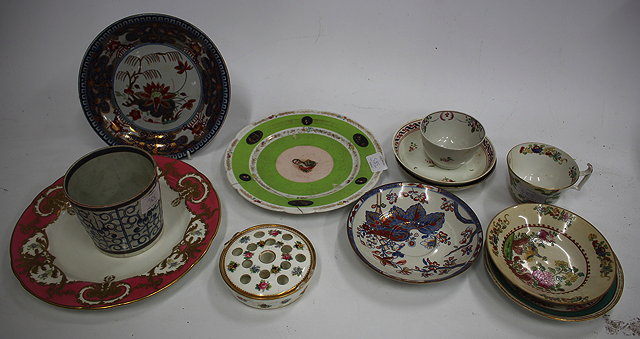 Appraisal: A SMALL QUANTITY OF ENGLISH PORCELAIN to include a Worcester