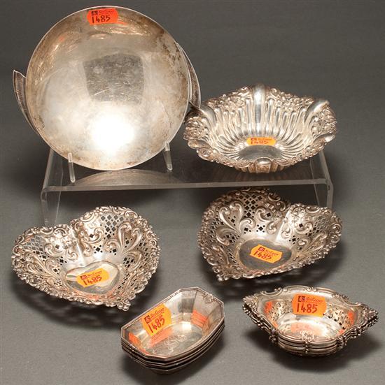 Appraisal: Assortment of American sterling silver small bowls th century comprising