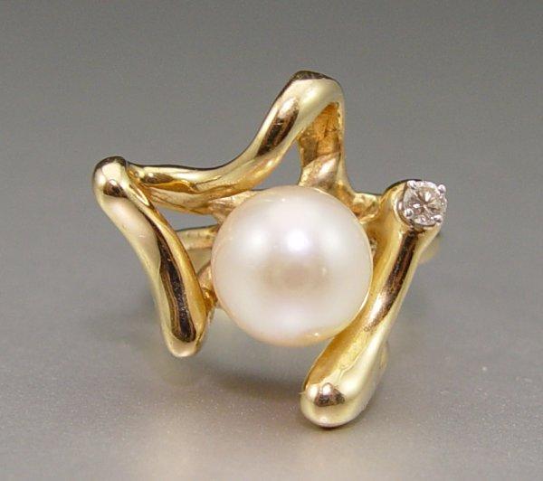 Appraisal: K PEARL DIAMOND RING K CULTURED PEARL DIAMOND RING K