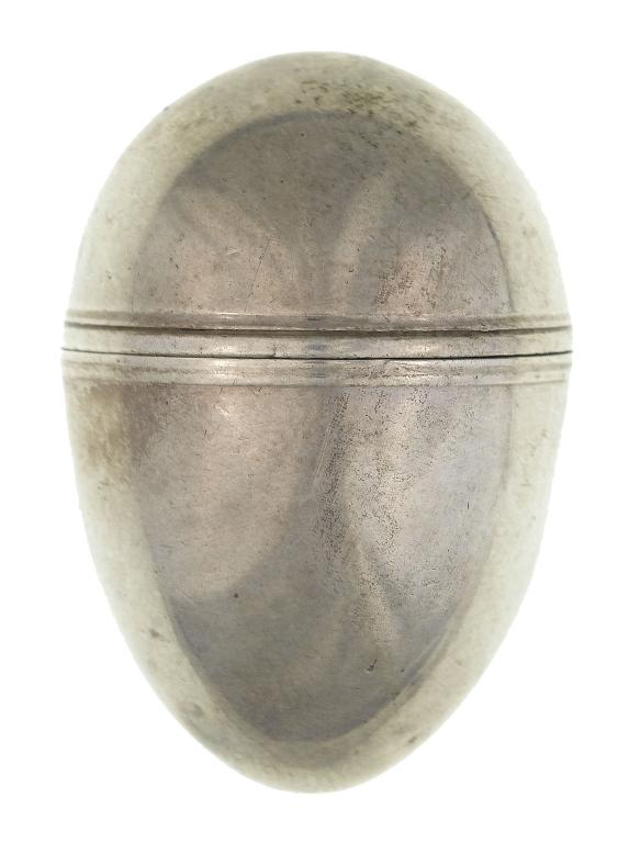 Appraisal: A GEORGE III SILVER NUTMEG GRATER of egg shape with