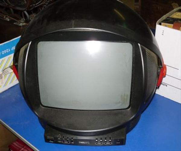 Appraisal: A Philips Discoverer television sold as parts