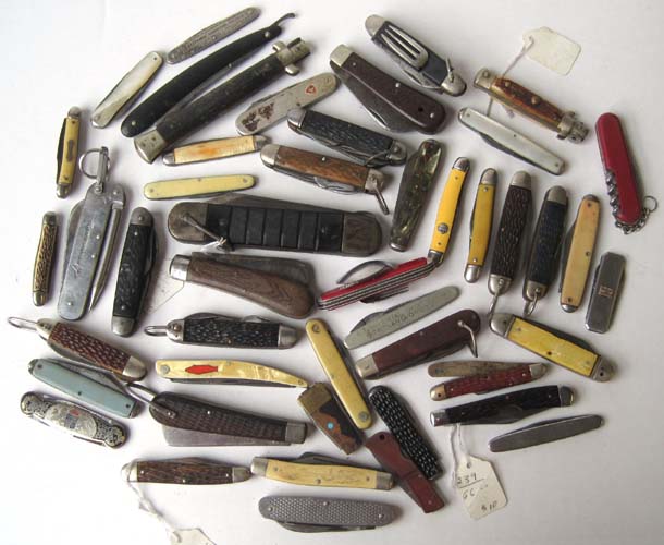 Appraisal: COLLECTION OF FORTY FIVE FOLDING POCKET KNIVES including Swiss army