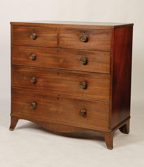 Appraisal: A GEORGE III MAHOGANY CHEST OF DRAWERS the rectangular top