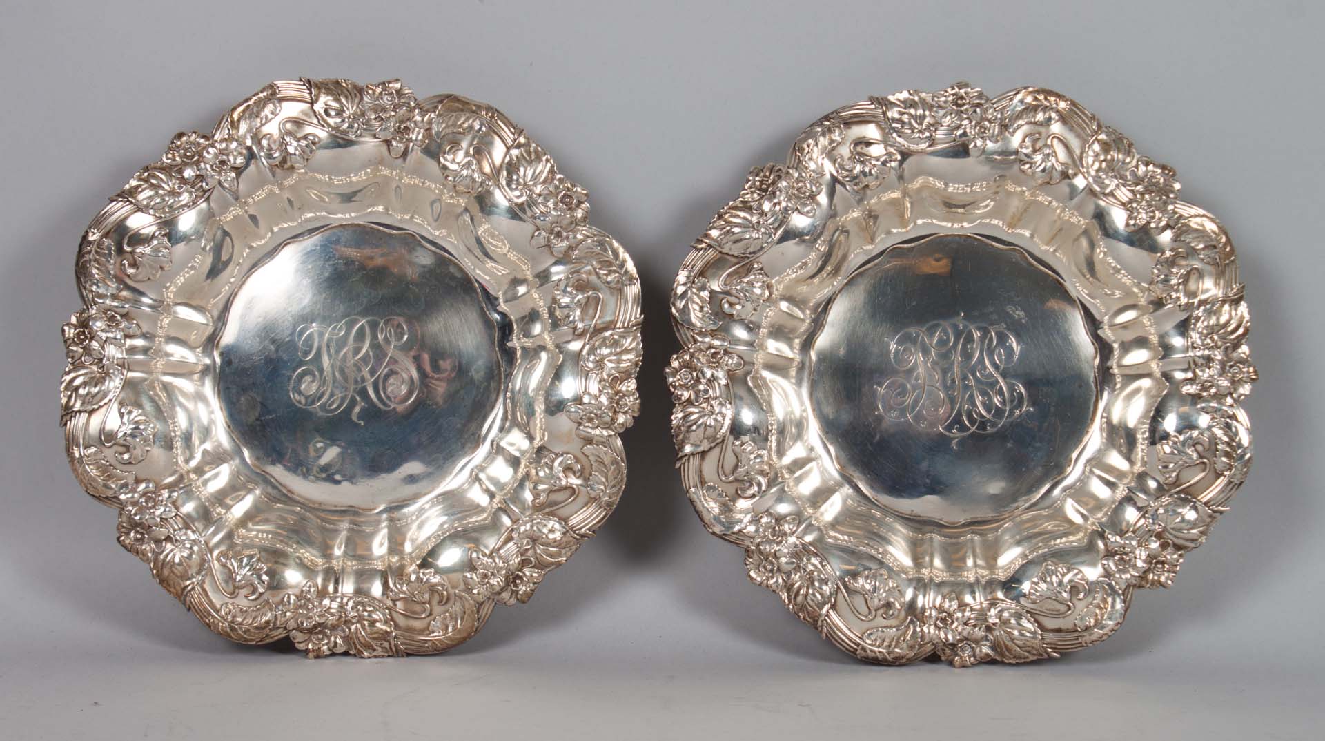 Appraisal: Pair of Whiting sterling repousse bowls circa in Diam retailed