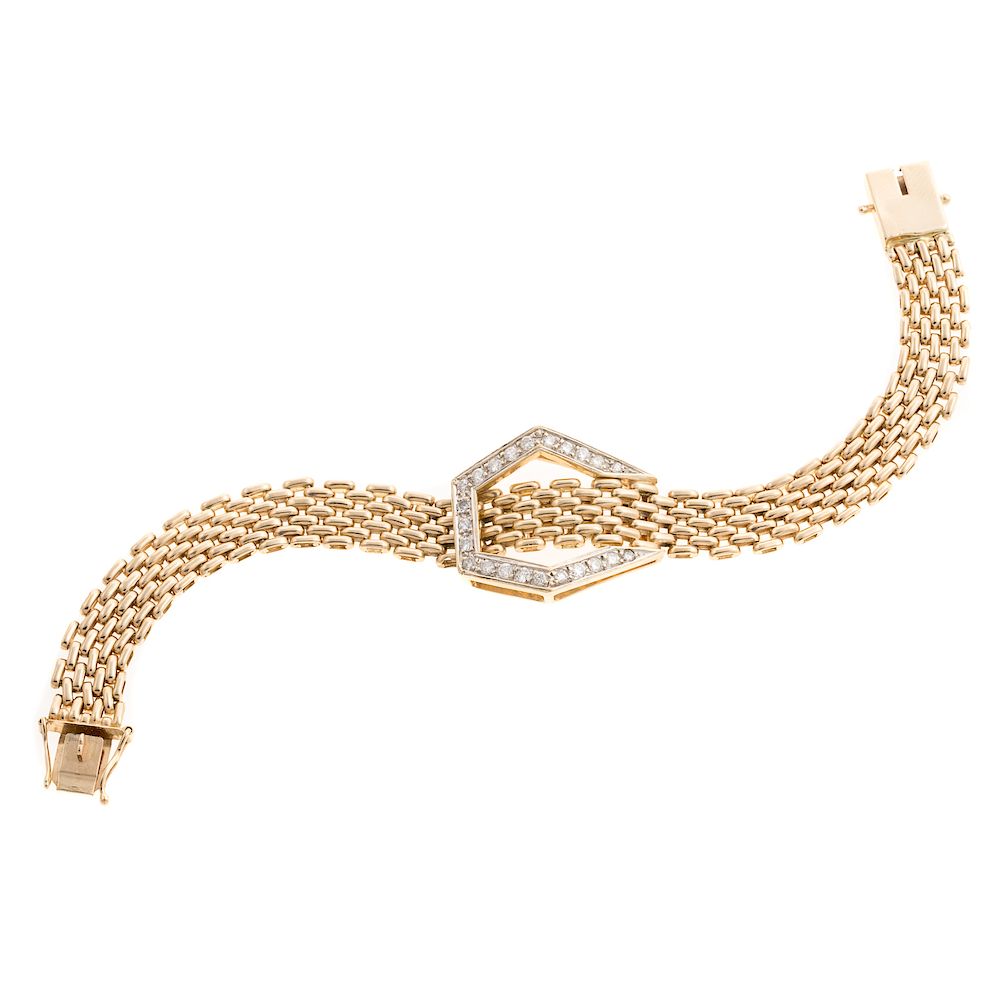 Appraisal: A Ladies Diamond Buckle Bracelet in K K yellow gold