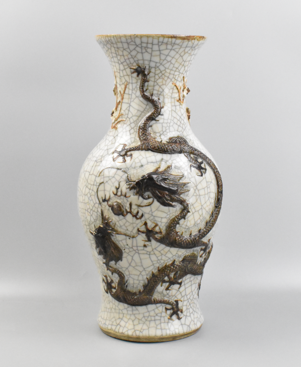 Appraisal: A Chinese ge glazed twin dragon vase dating from the