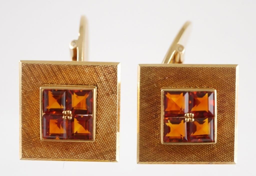 Appraisal: Pair K yellow gold cuff links each containing Madeira citrines