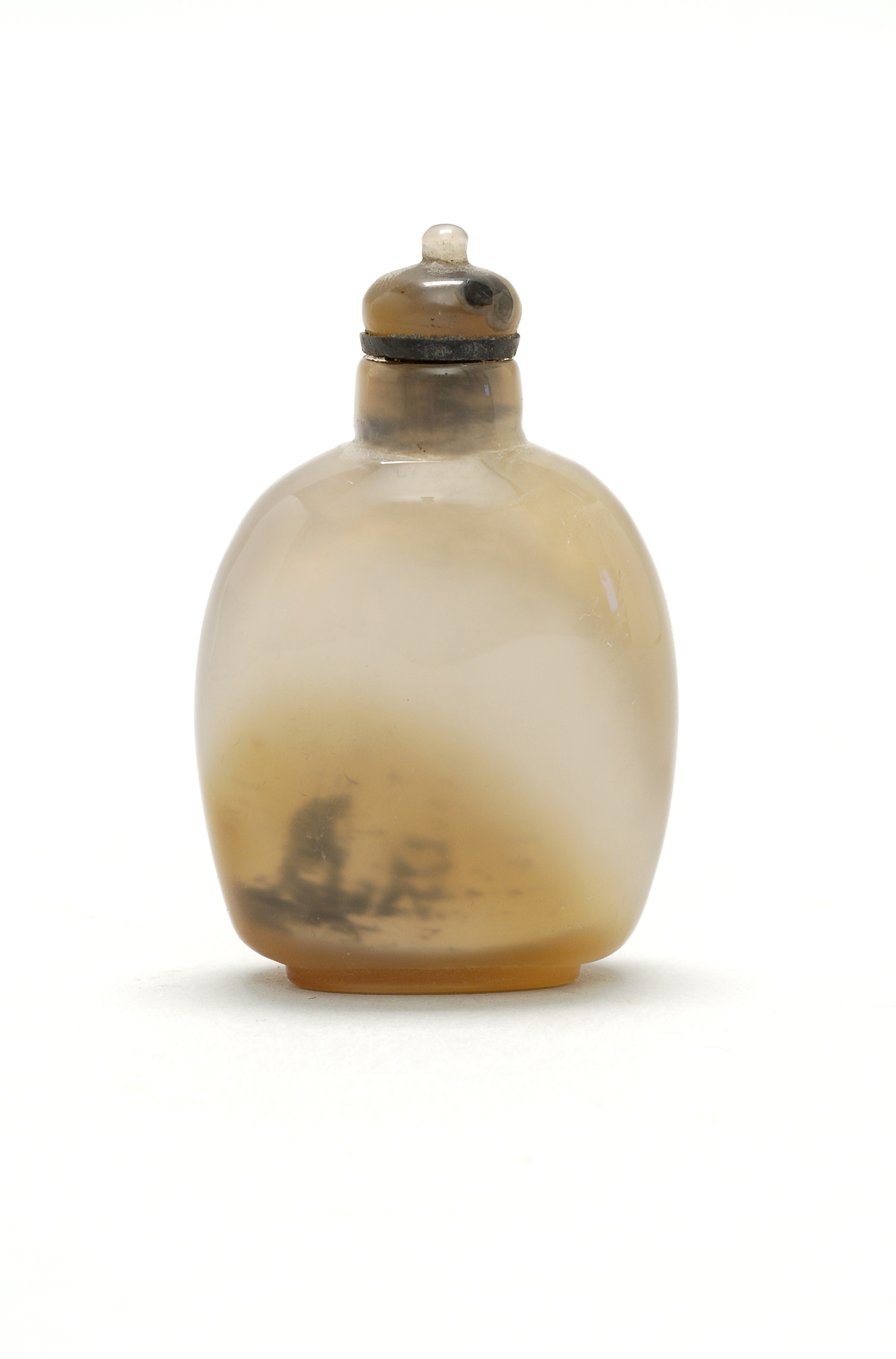 Appraisal: CHALCEDONY AGATE SNUFF BOTTLE Circa In ovoid form Conforming stopper