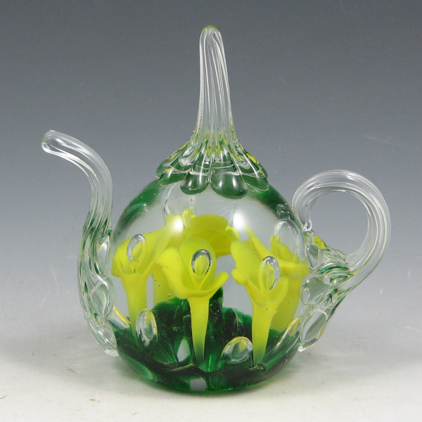 Appraisal: St Clair Green Yellow Teapot Ring Holder St Clair ring