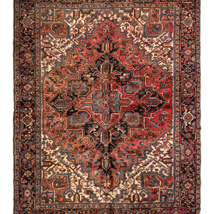 Appraisal: A Heriz Wool Rug Circa feet inch x feet