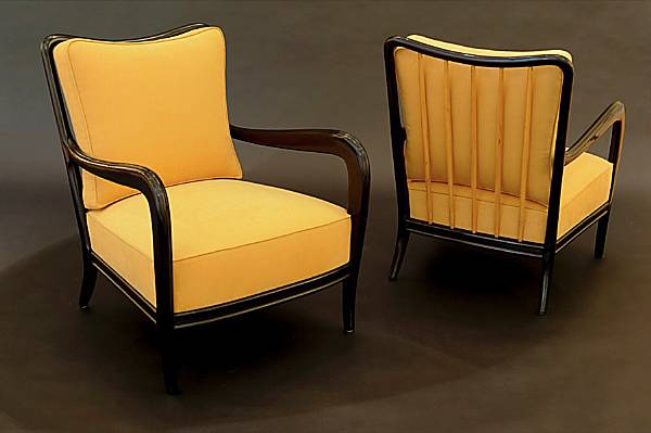 Appraisal: A Pair of Italian armchairsattributed to Guglielmo Ulrichcirca Each with