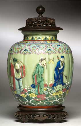 Appraisal: ANTIQUE CHINESE PORCELAIN JAR Antique Chinese enameled porcelain jar of