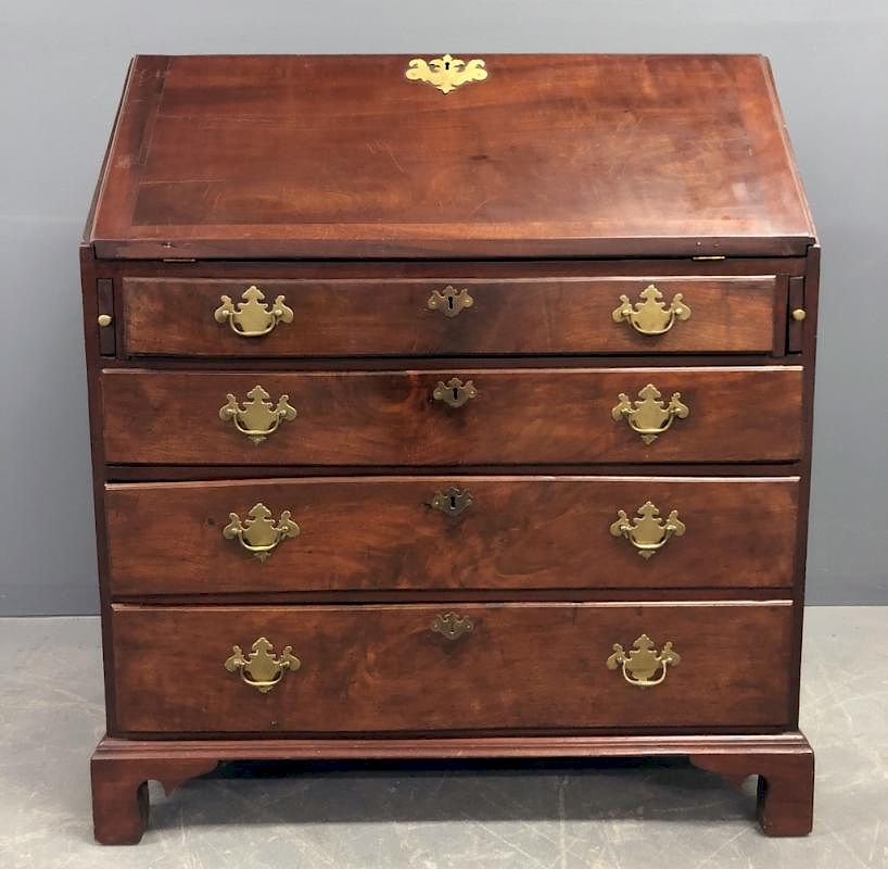 Appraisal: New England Chippendale Mahogany Slant-Lid Desk New England Chippendale mahogany