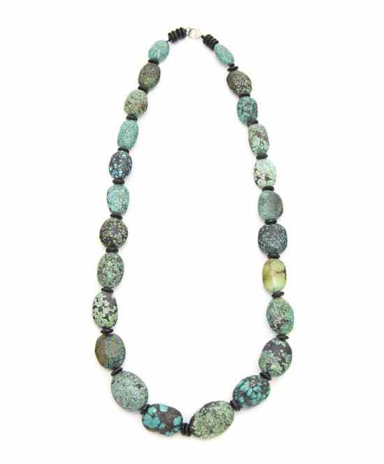 Appraisal: A Tibetan Turquoise Necklace having elongated and graduated turquoise stones