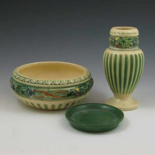 Appraisal: Roseville Corinthian vase bowl and a green Magnolia saucer The