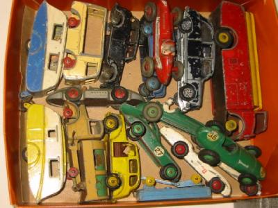 Appraisal: Seventeen Dinky vehicles inc taxis racers and commercial models P