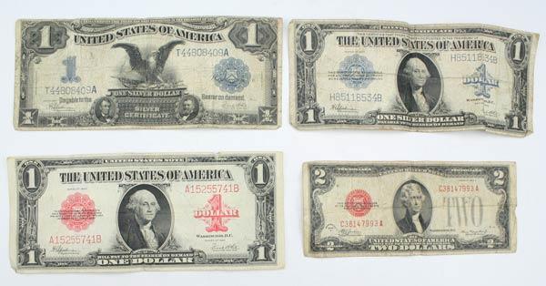 Appraisal: PIECE COLLECTION SILVER CERTIFICATES NOTES To include large Silver certificate