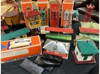 Appraisal: A large selection of twenty vintage Lionel train related accessories