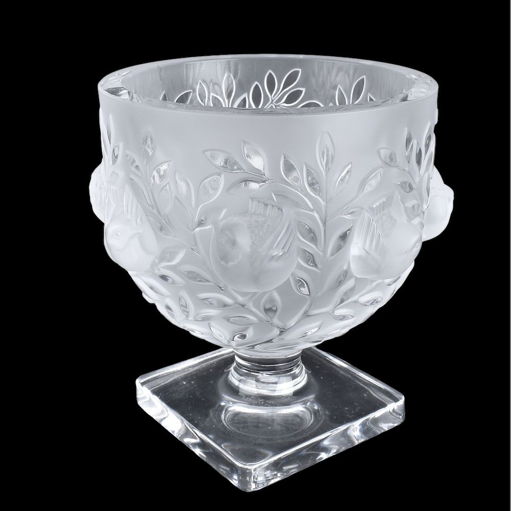 Appraisal: Lalique Vase Lalique Elizabeth Vase Signed Measures - x W