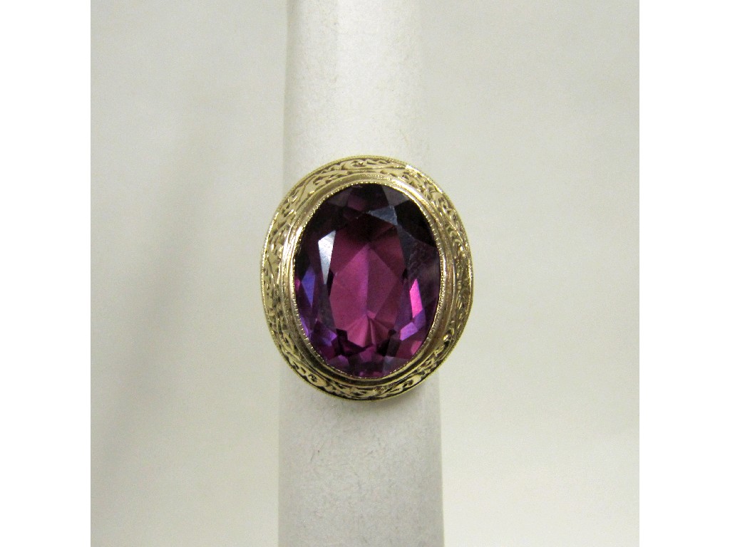 Appraisal: Nine carat gold amethyst single stone ring