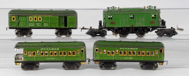 Appraisal: American Flyer O-Gauge Passenger Set Description American Pre-war Includes no