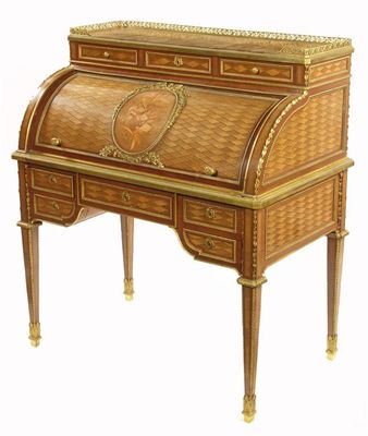 Appraisal: A French amaranth and bois satine bureau a cylindre with