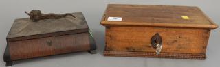 Appraisal: th century mahogany bible box with dovetailed corners having wallpaper