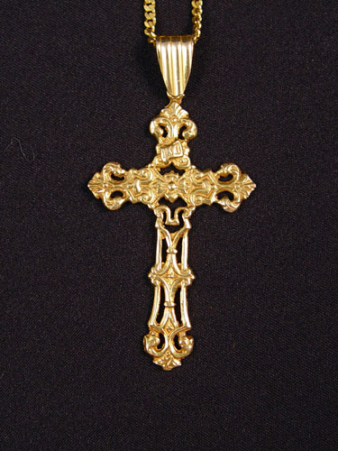 Appraisal: K YELLOW GOLD CROSS PENDANT Pierce work '' x ''