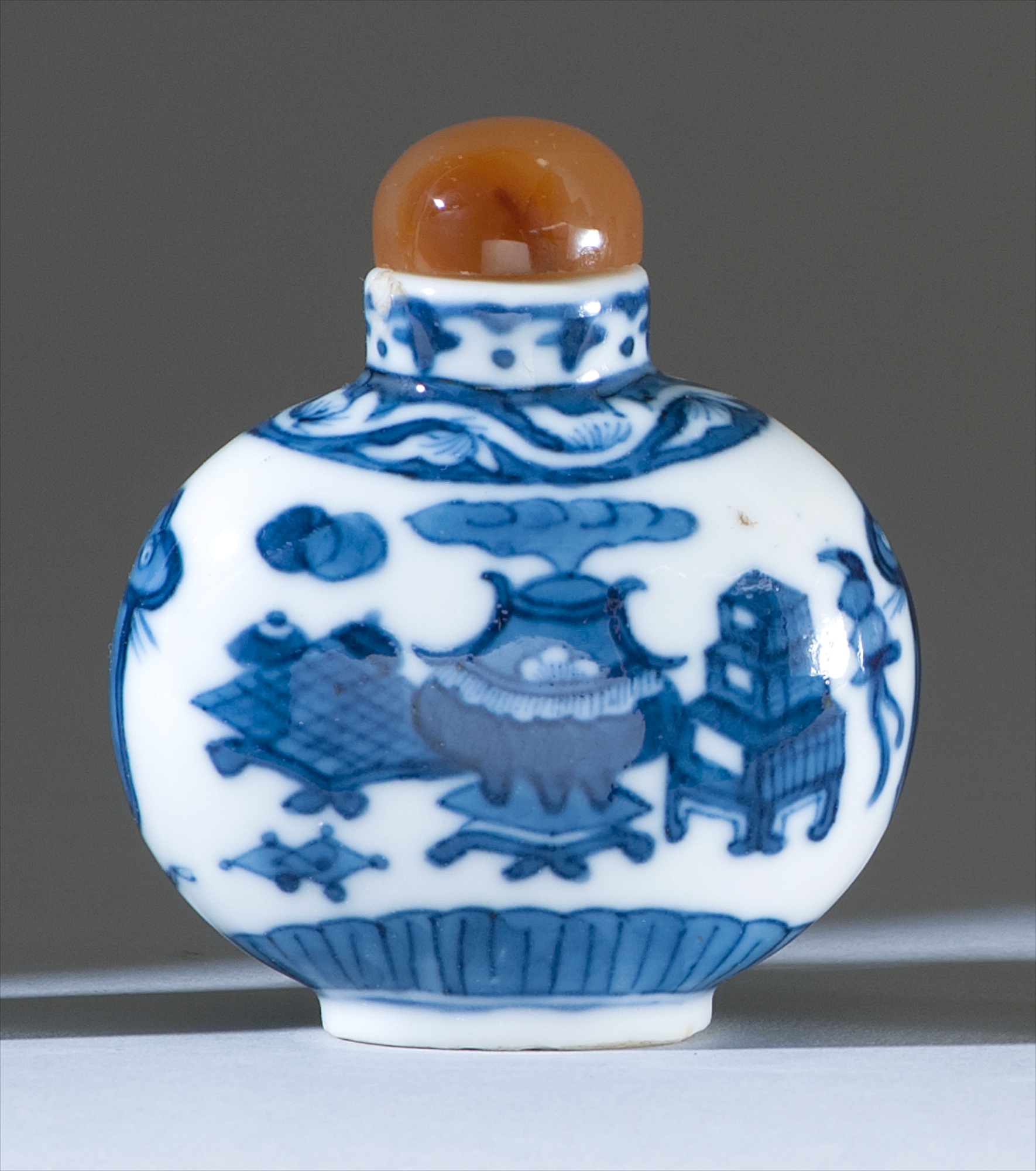 Appraisal: BLUE AND WHITE PORCELAIN SNUFF BOTTLE th CenturyIn ovoid form