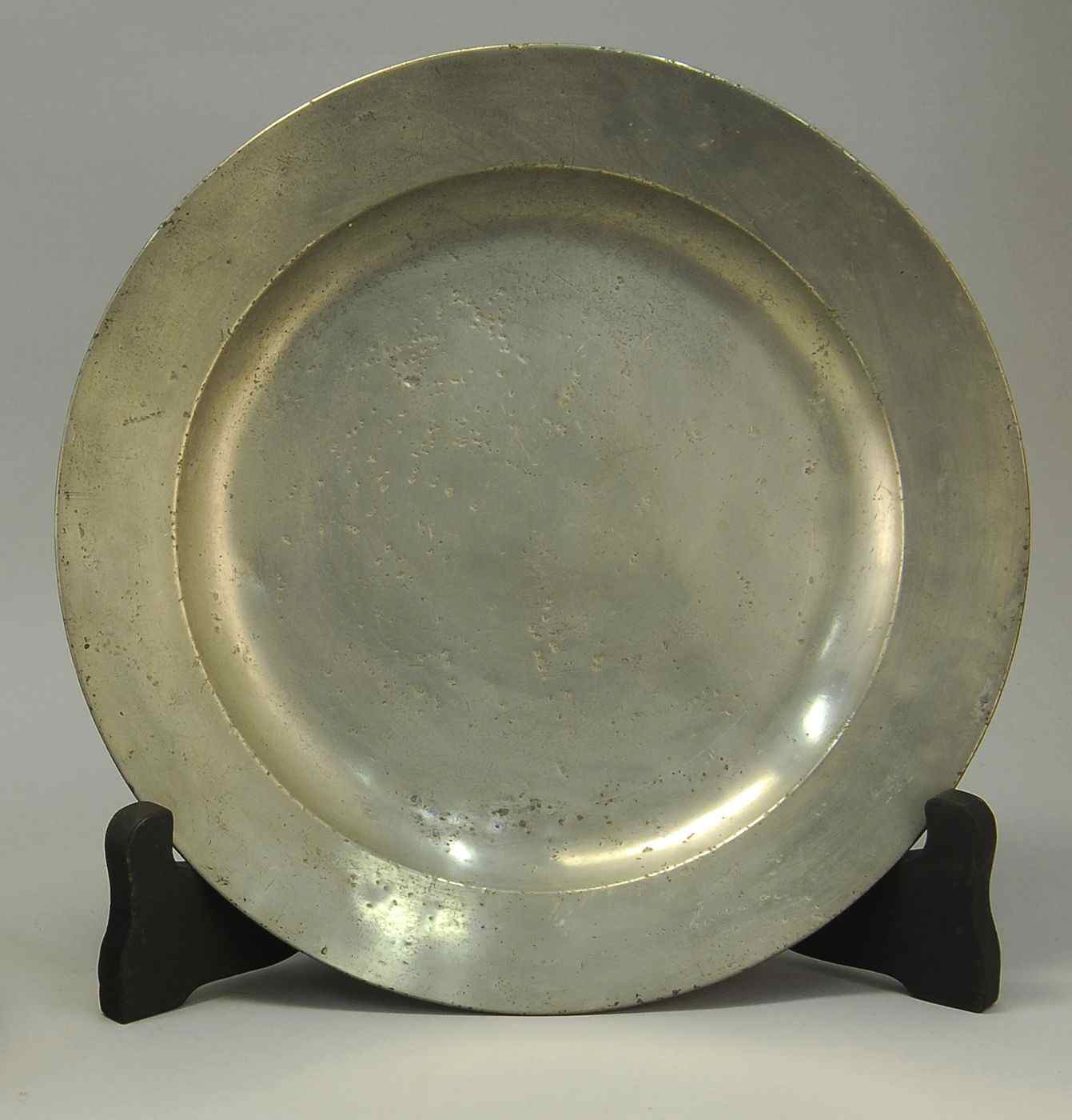 Appraisal: ANTIQUE ENGLISH PEWTER CHARGERLate th CenturyDiameter Provenance From the Herreshoff