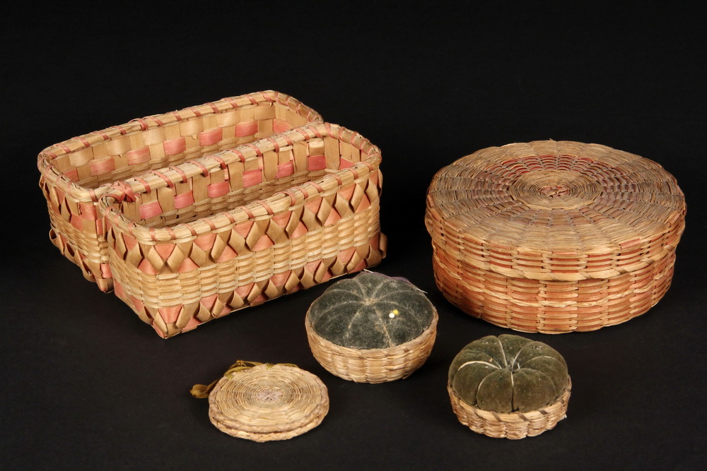 Appraisal: PCS SMALL PASSAMAQUODDY BASKETRY - All early th c including