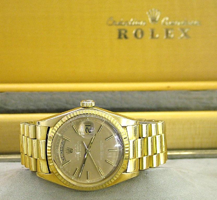 Appraisal: Rolex k 's Oyster Perpetual Day-Date gentleman's wristwatch the gilt