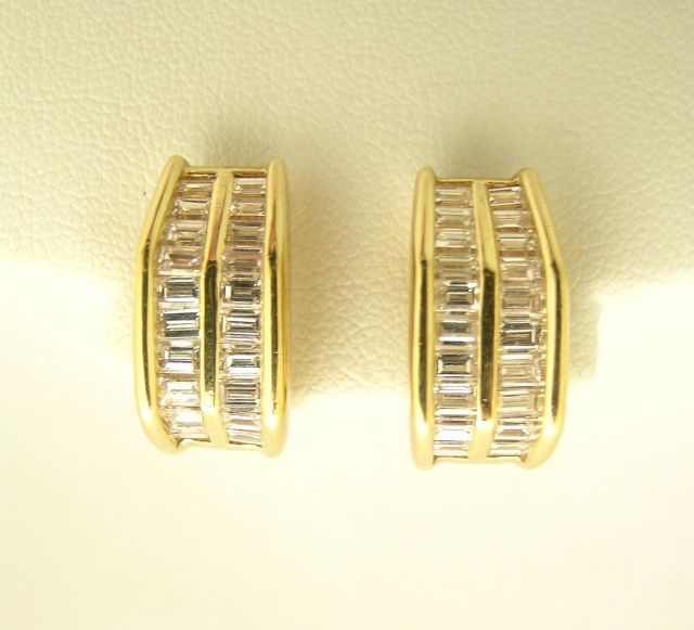 Appraisal: K Yellow Gold Diamond Garavelli Earrings with each earring consisting