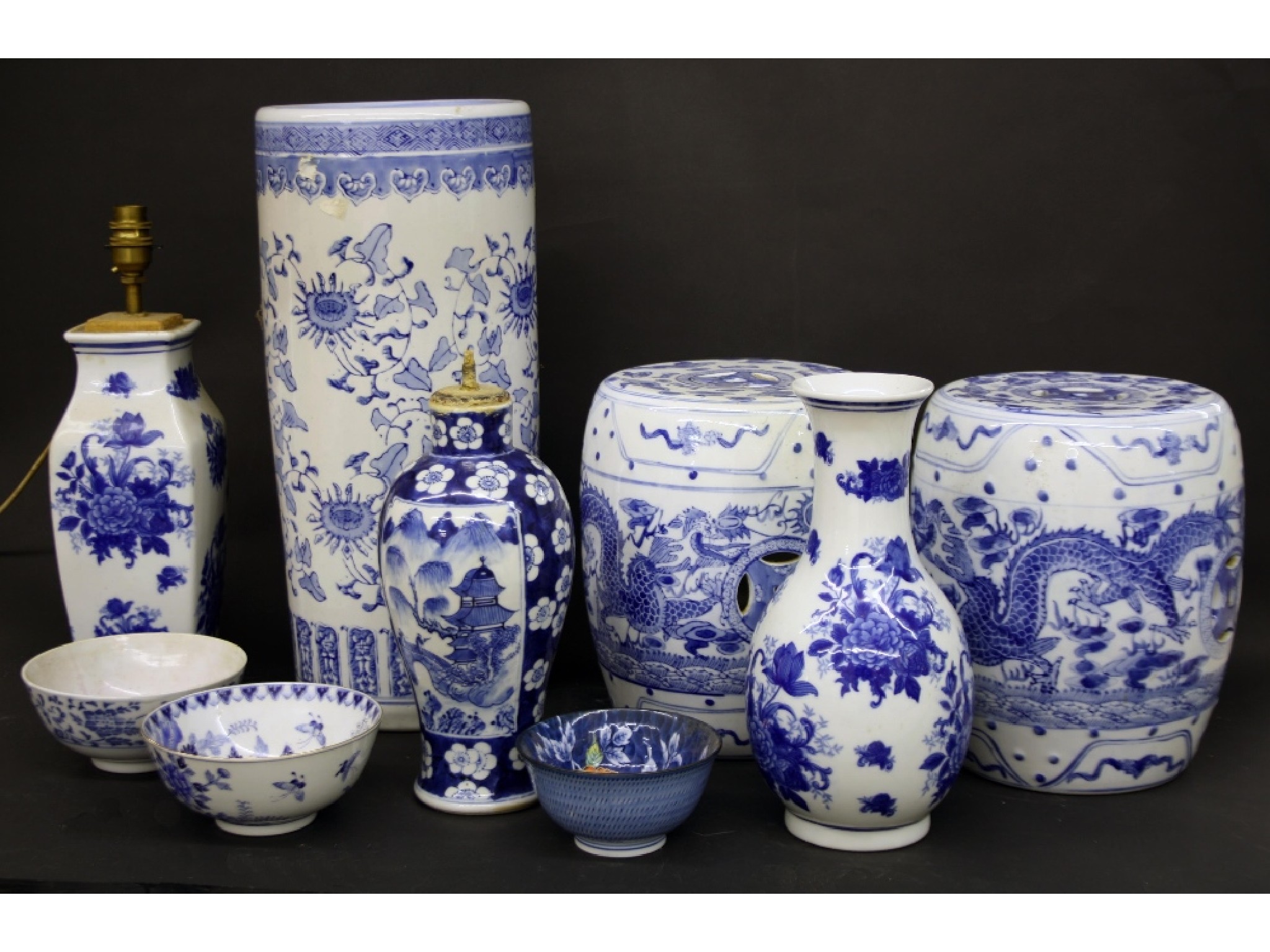 Appraisal: Collection of Oriental blue and white porcelain to include pair