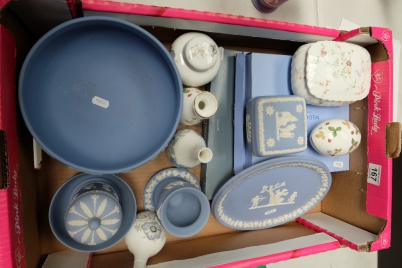 Appraisal: A good mixed collection of Wedgwood items to include large